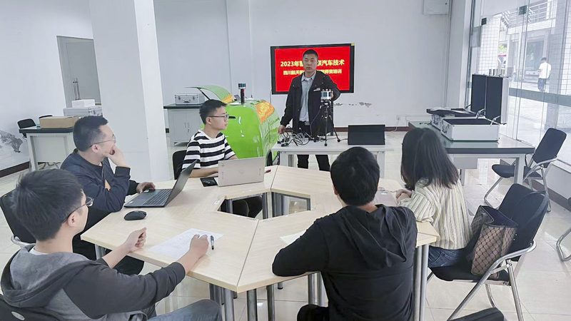 企业在线培训系统参数对比