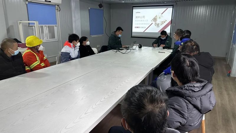 那么，电工证究竟由哪个部门颁发呢？根据我国相关法律法规，电工证的颁发机构为：